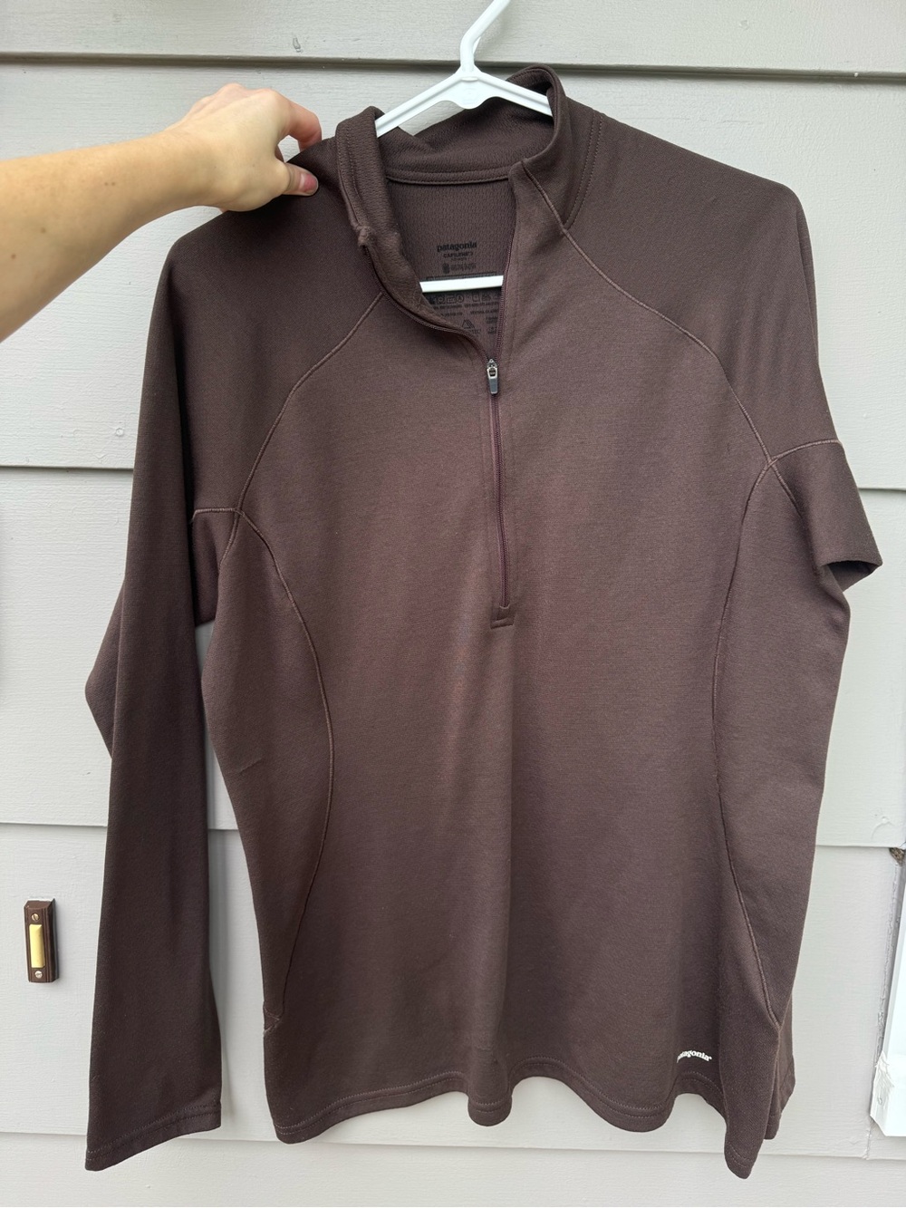 Patagonia Brown Half-Zip Performance Pullover, not sure if it’s men’s or women’s